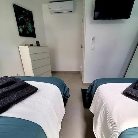 Luxus Penthouse Im Turm דירה *